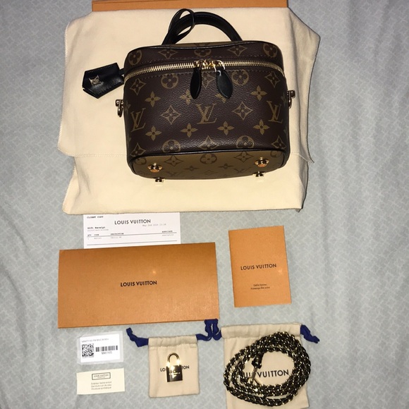 lv vanity size